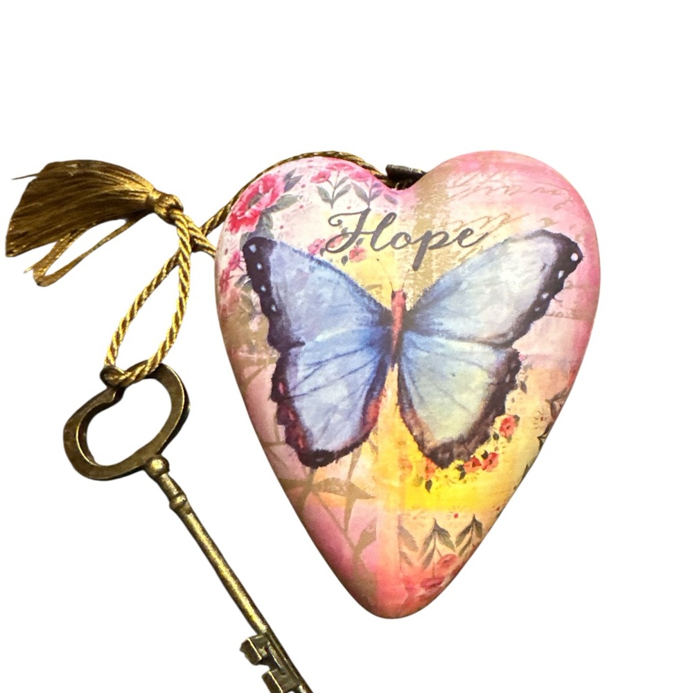 Demdaco Decorative Heart Butterfly New